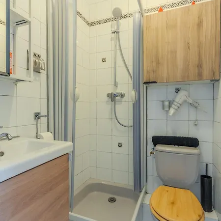 Beaurepaire Paris House Apartment
